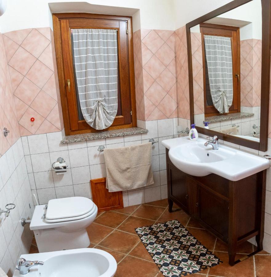 Is Cuccus Bed & Breakfast Masainas Bagian luar foto